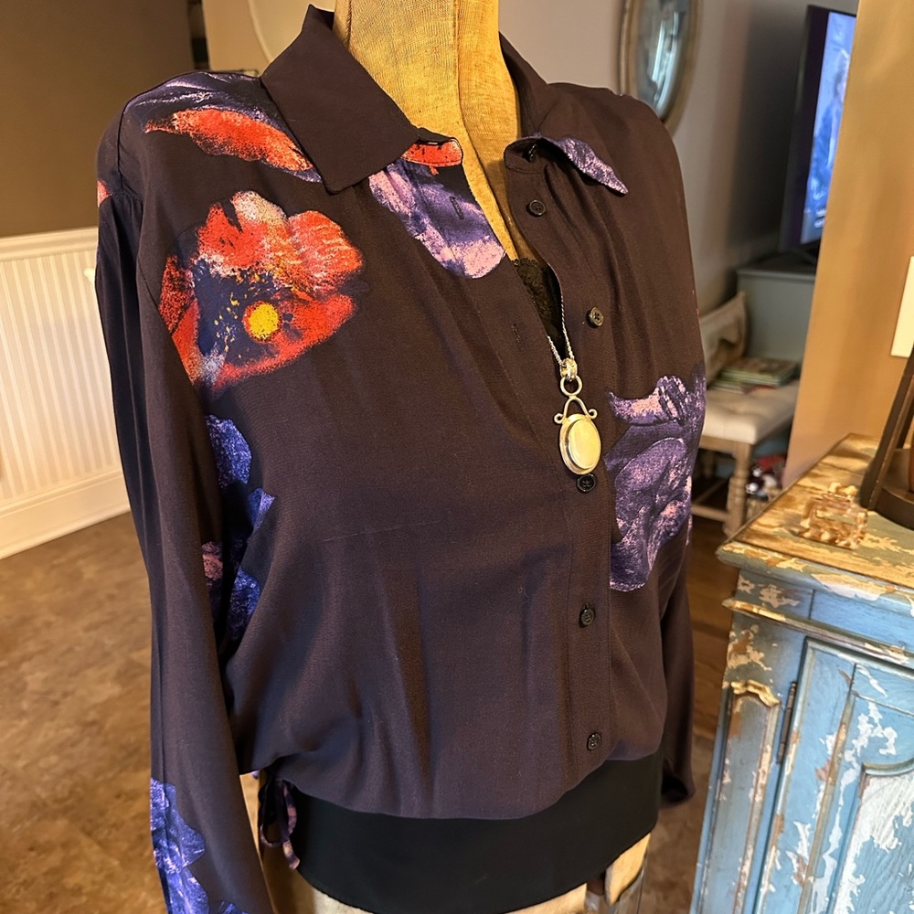 Desigual Women's Button Down Shirt - Black with Red and Purple Floral